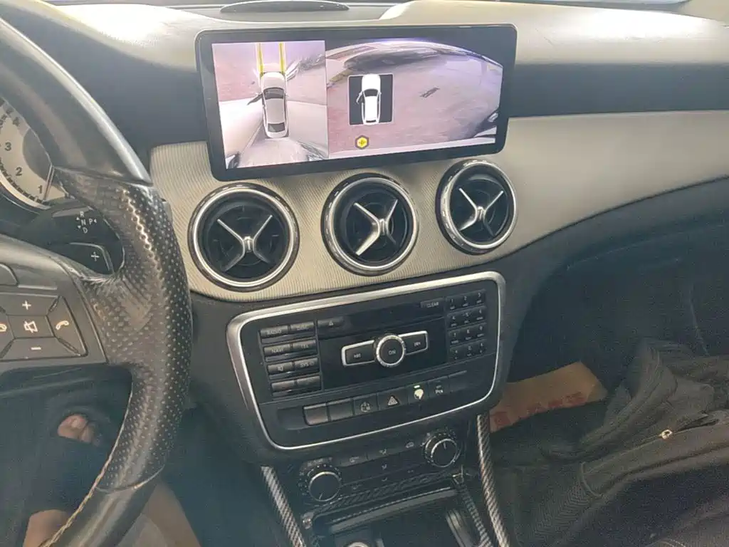 Mercedes-Benz GLA (Import) 2015 2015 GLA 200
