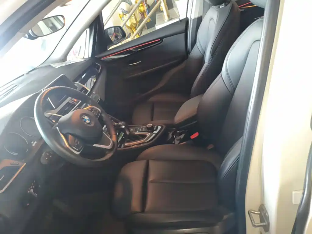 BMW 2 Series Touring 2019 2018 218i M Sport Package