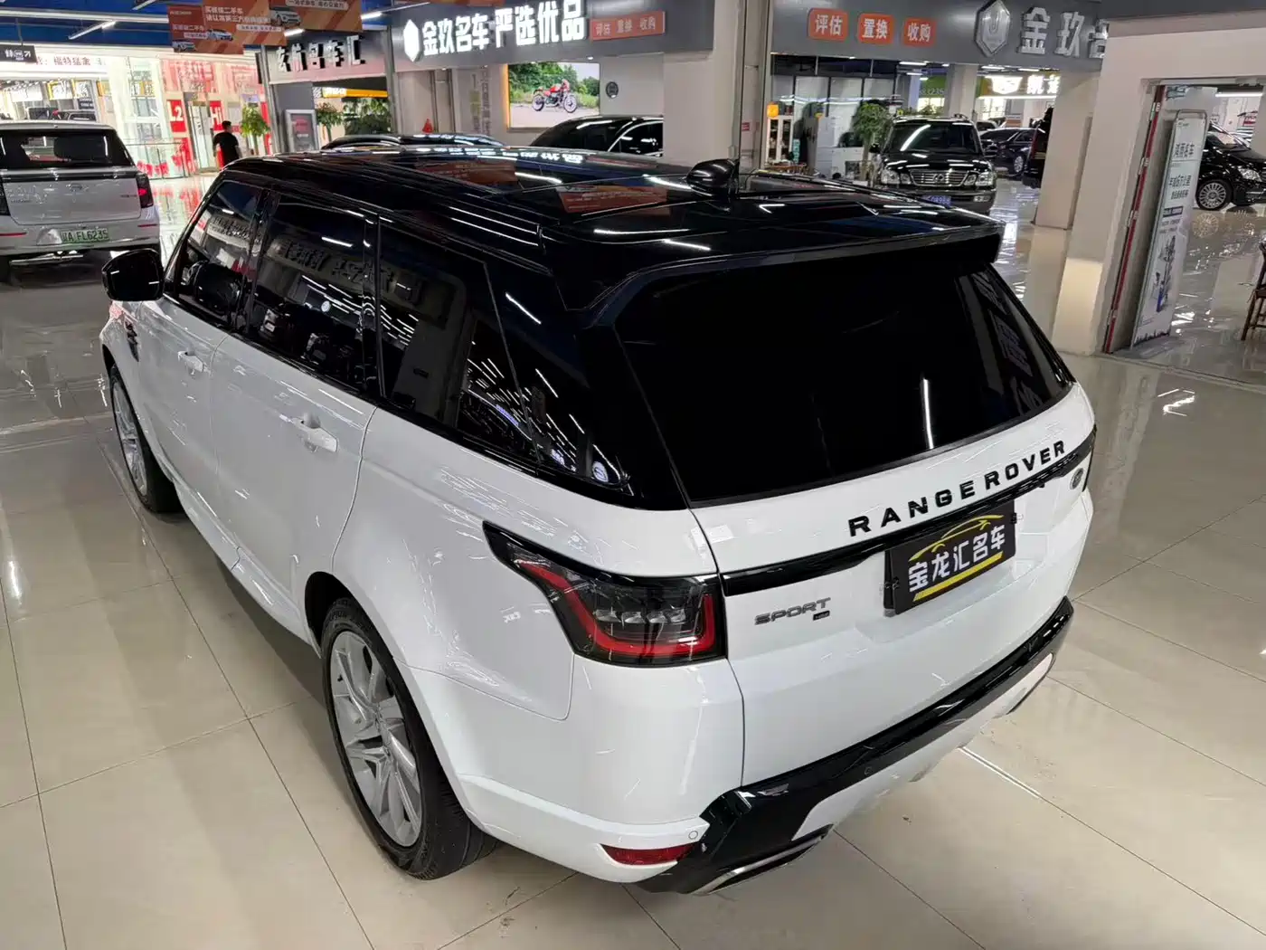 Land Rover Range Rover Sport 2020 3.0 L6 HSE DYNAMIC фото 5