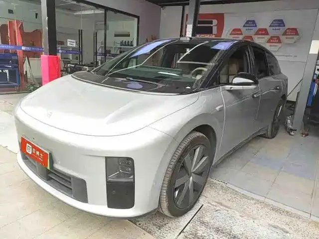 Li Auto i6 2025