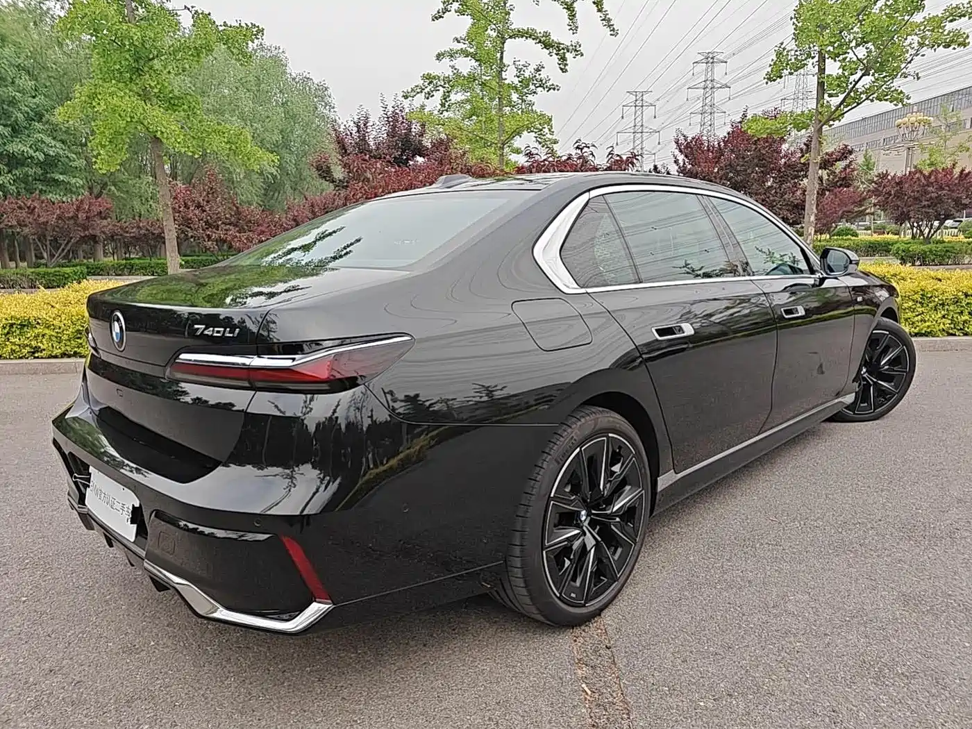 BMW 7 Series 2023 740Li Exclusive M Sport Package фото 10