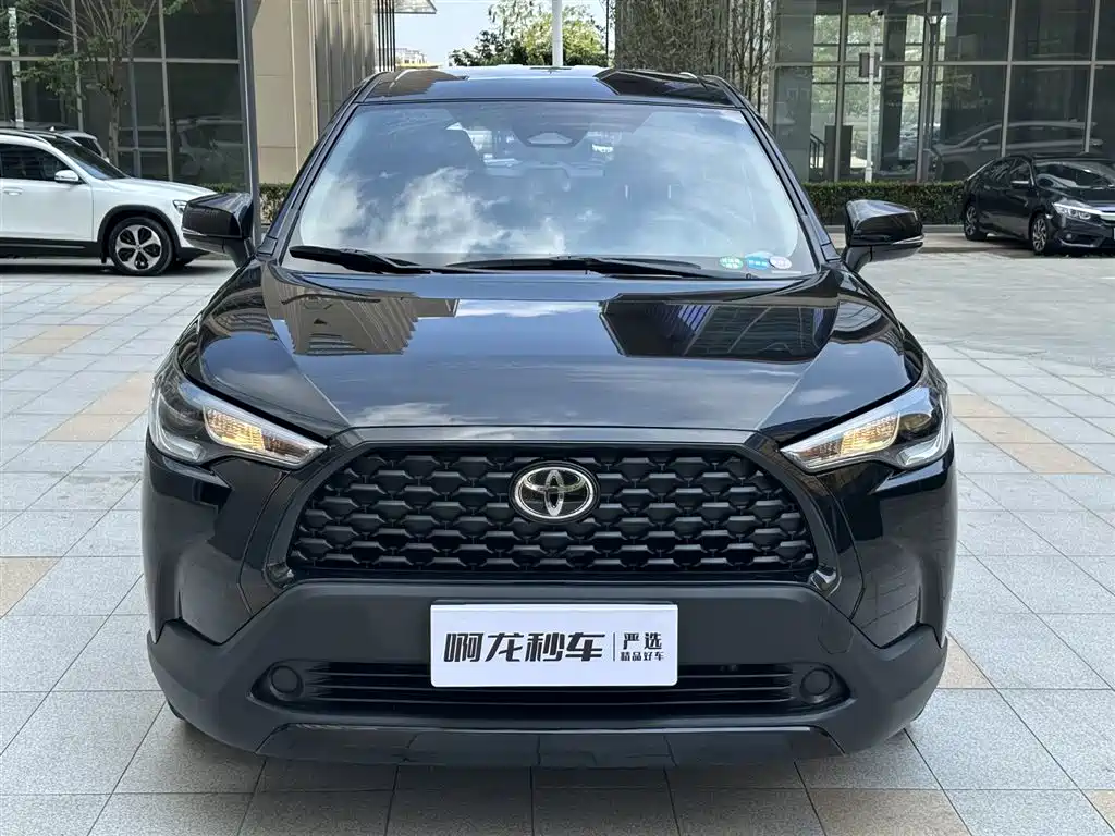 Toyota Corolla Cross 2024 2.0L Smart Hybrid Dual Engine Pioneer Edition фото 3