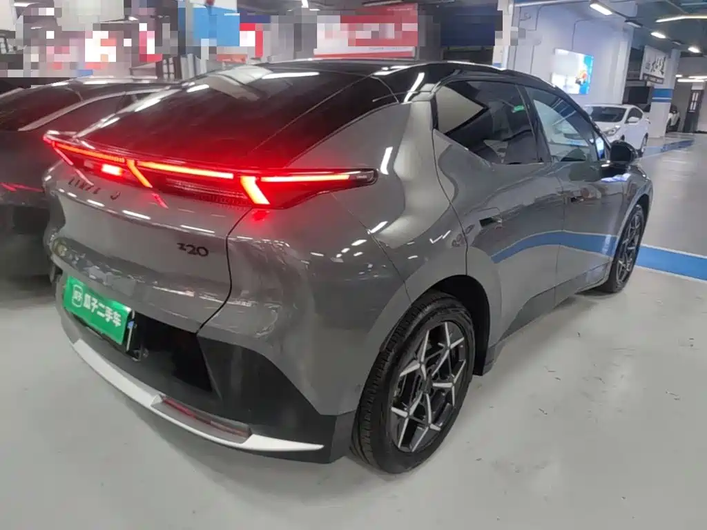 Lynk & Co Z20 2024 2025 530km RWD Max