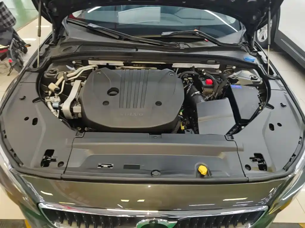 Volvo V90 2021 2021 Model Cross Country B5 AWD Smart Edition