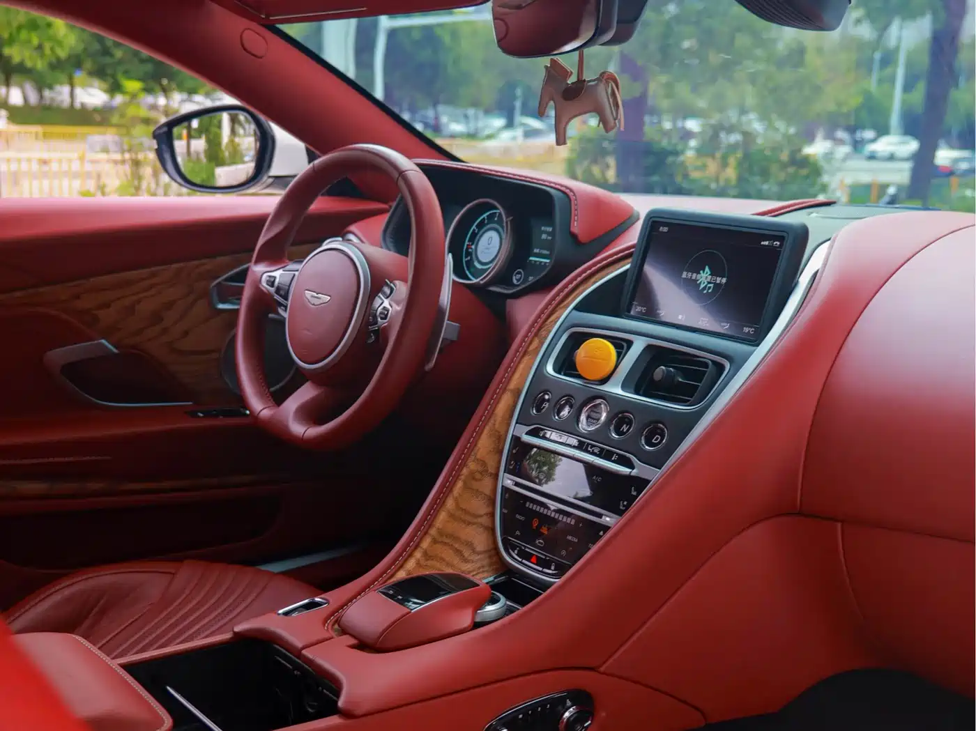 Aston Martin DB11 2018 2019 Model 4.0T V8 Coupe