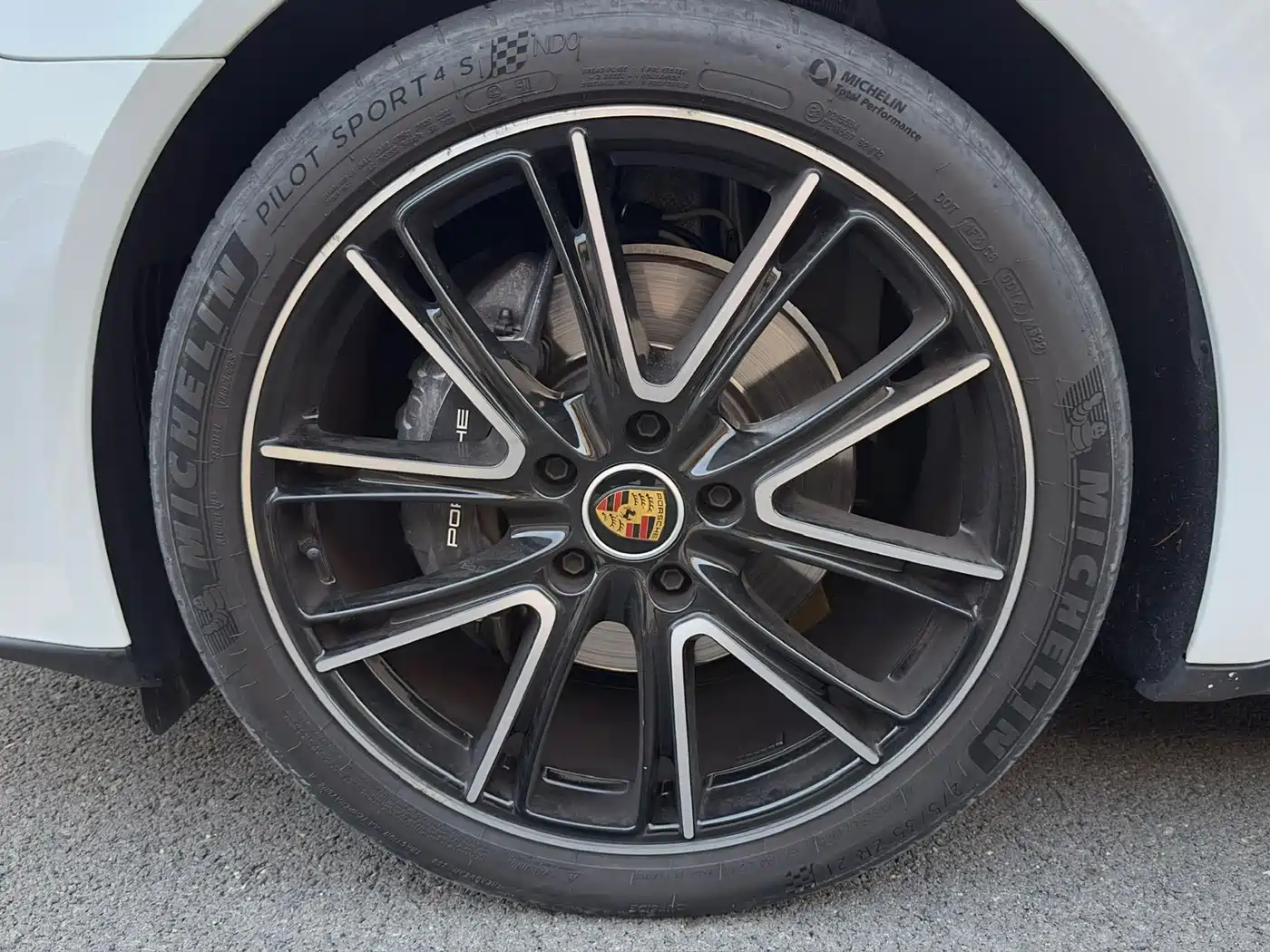 Porsche Panamera 2023 Panamera 2.9T Platinum Edition фото 14