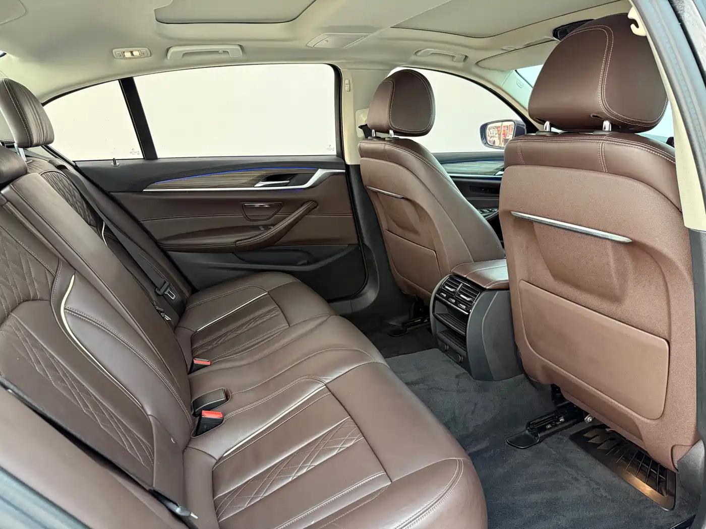 BMW 5 Series 2019 530Li Leading Luxury Package фото 14