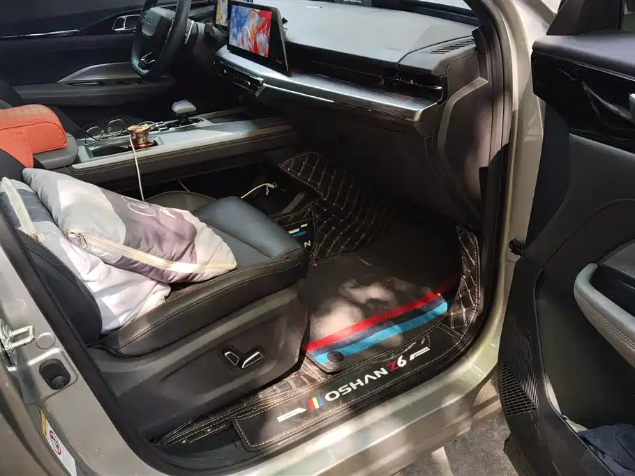 CHANGAN CHANGAN AUCHAN Z6 NEW ENERGY