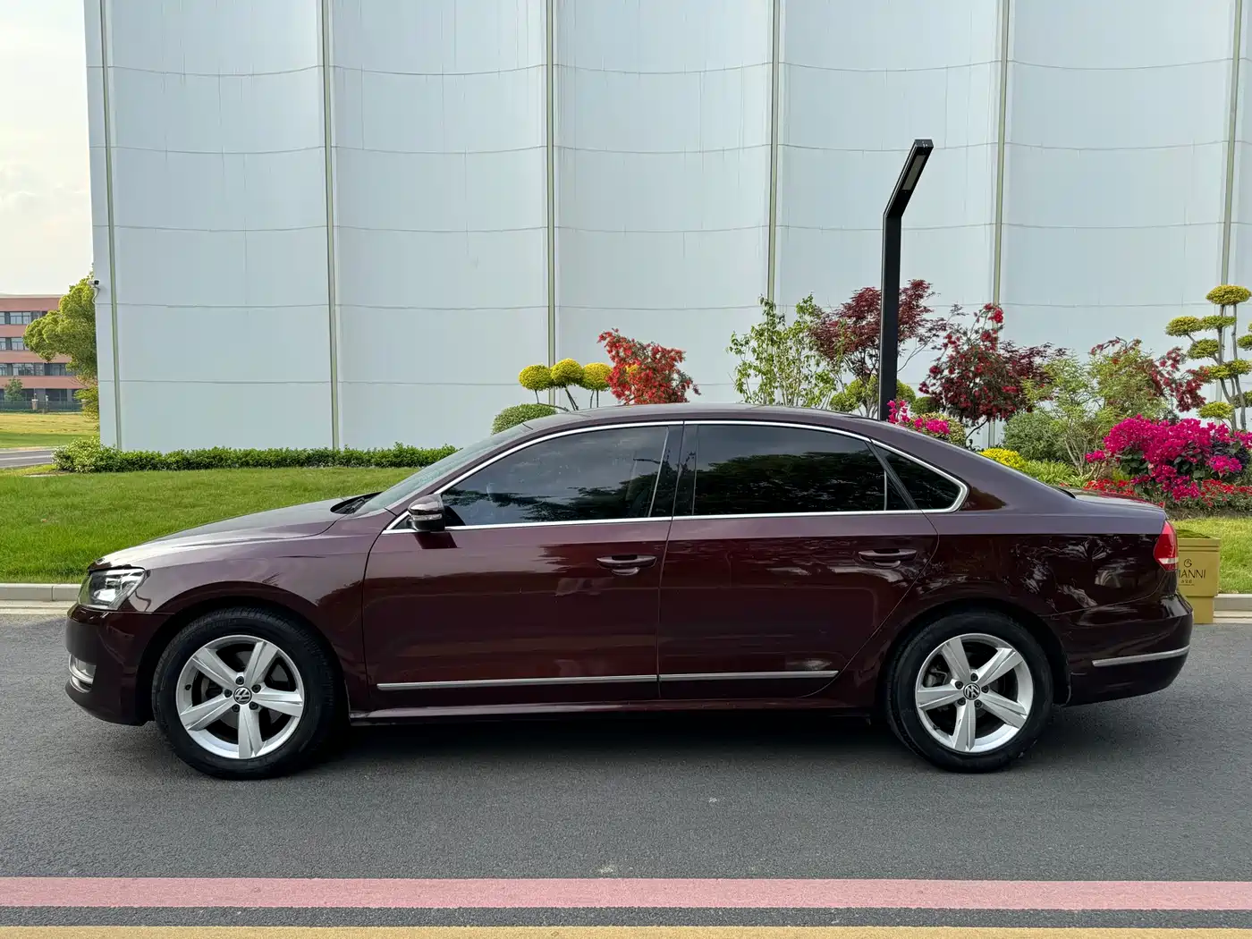 Volkswagen Passat 2013 2.0TSI DSG Yuzun фото 3