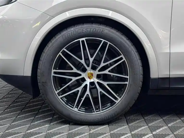 Porsche Cayenne 2024 Cayenne 3.0T фото 8