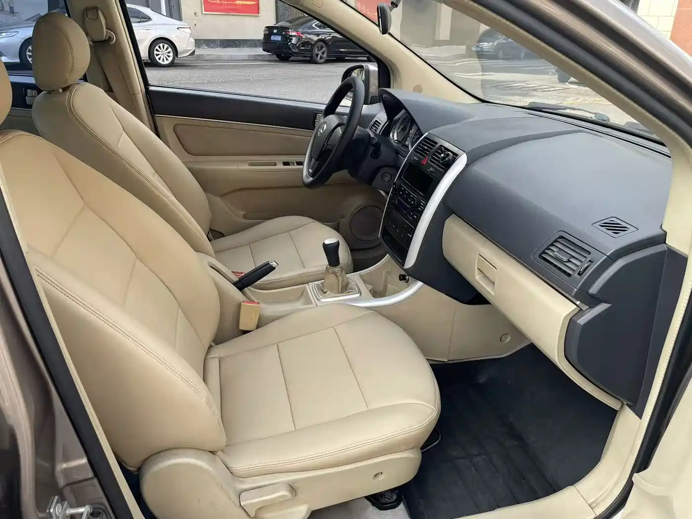 BAIC E-Series 2014 2013 Sedan 1.3L Manual Letian Edition