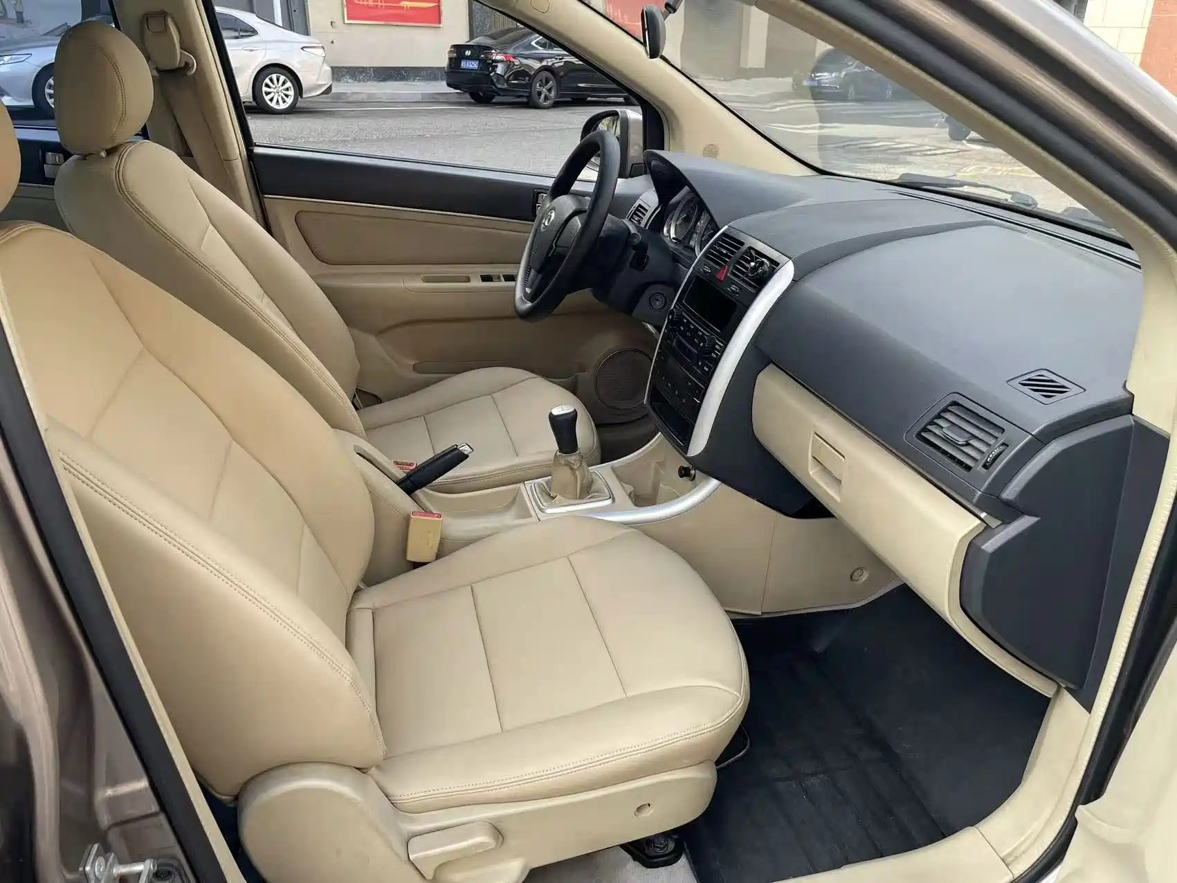 Фото 9 - BAIC E-Series