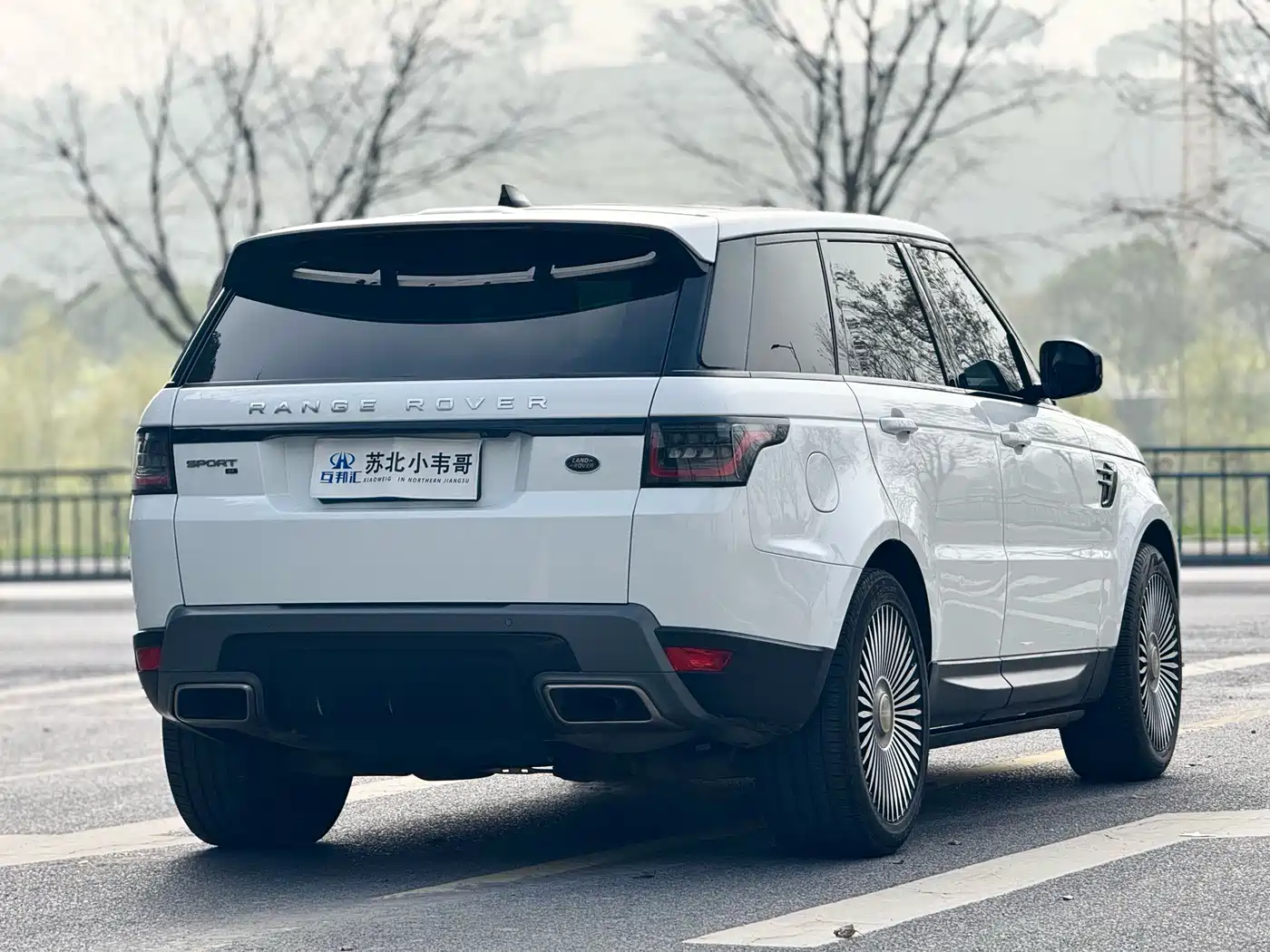 Land Rover Range Rover Sport 2021 3.0 L6 SE фото 4