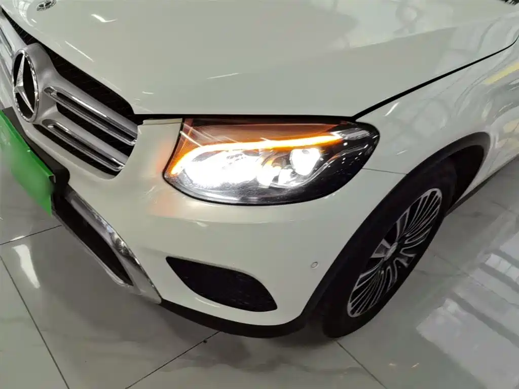 Mercedes-Benz GLC 2019 Model GLC 200 L 4MATIC фото 24