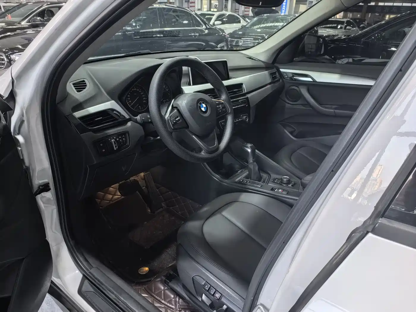 BMW X1 2016 sDrive18Li Fashion Model фото 4