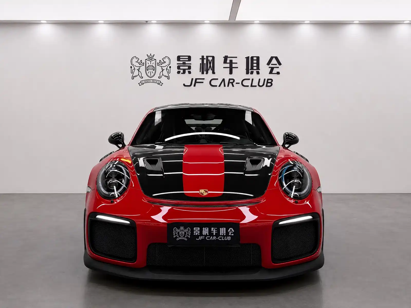 Фото 2 - Porsche 911