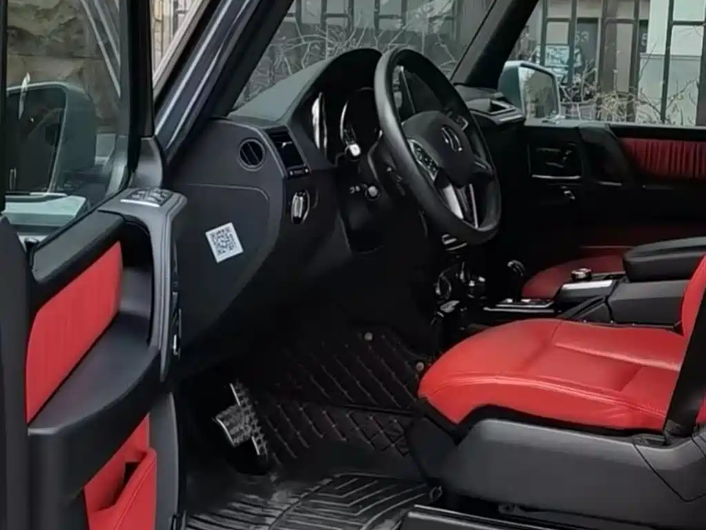 Mercedes-Benz G-Class фото 9