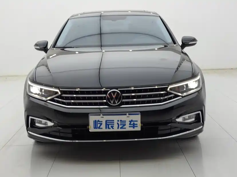 Volkswagen Magotan 2023 2 Million Units Anniversary Edition 330TSI DSG Leading Type фото 2
