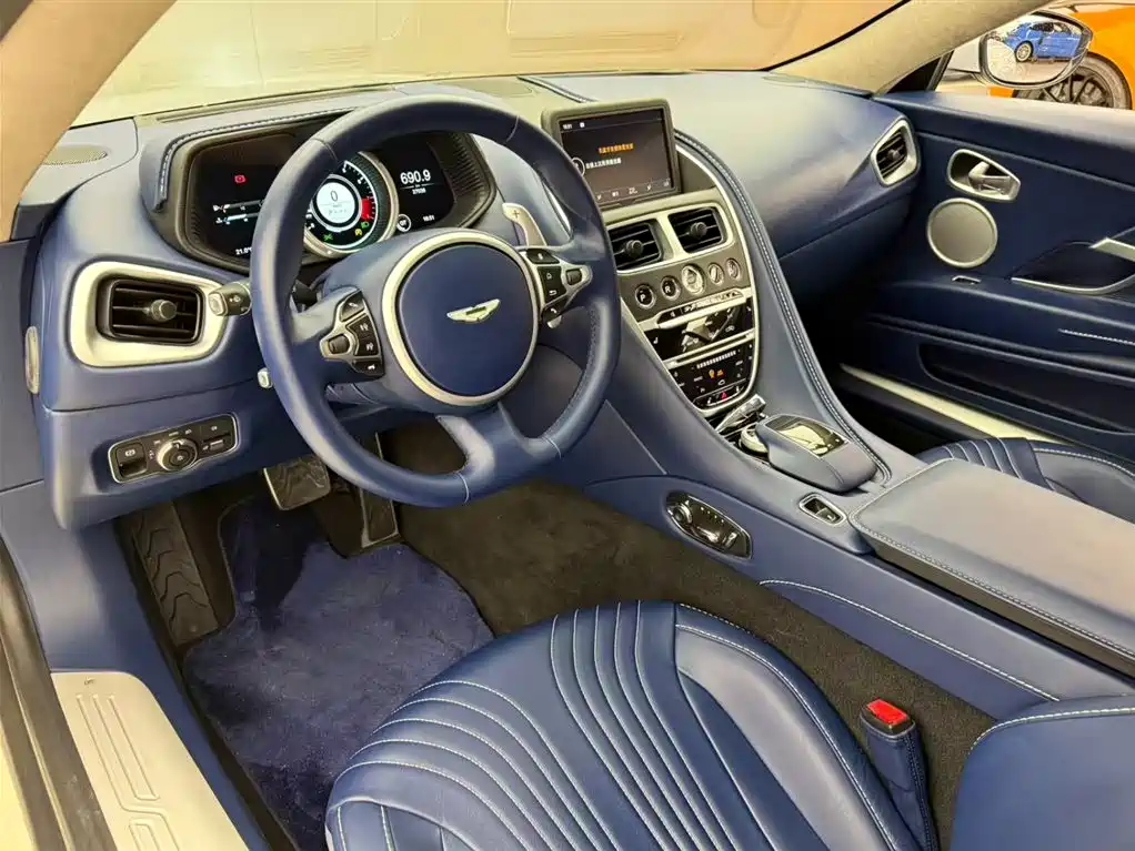 Aston Martin DB11 2019 2019 Model 4.0T V8 Coupe