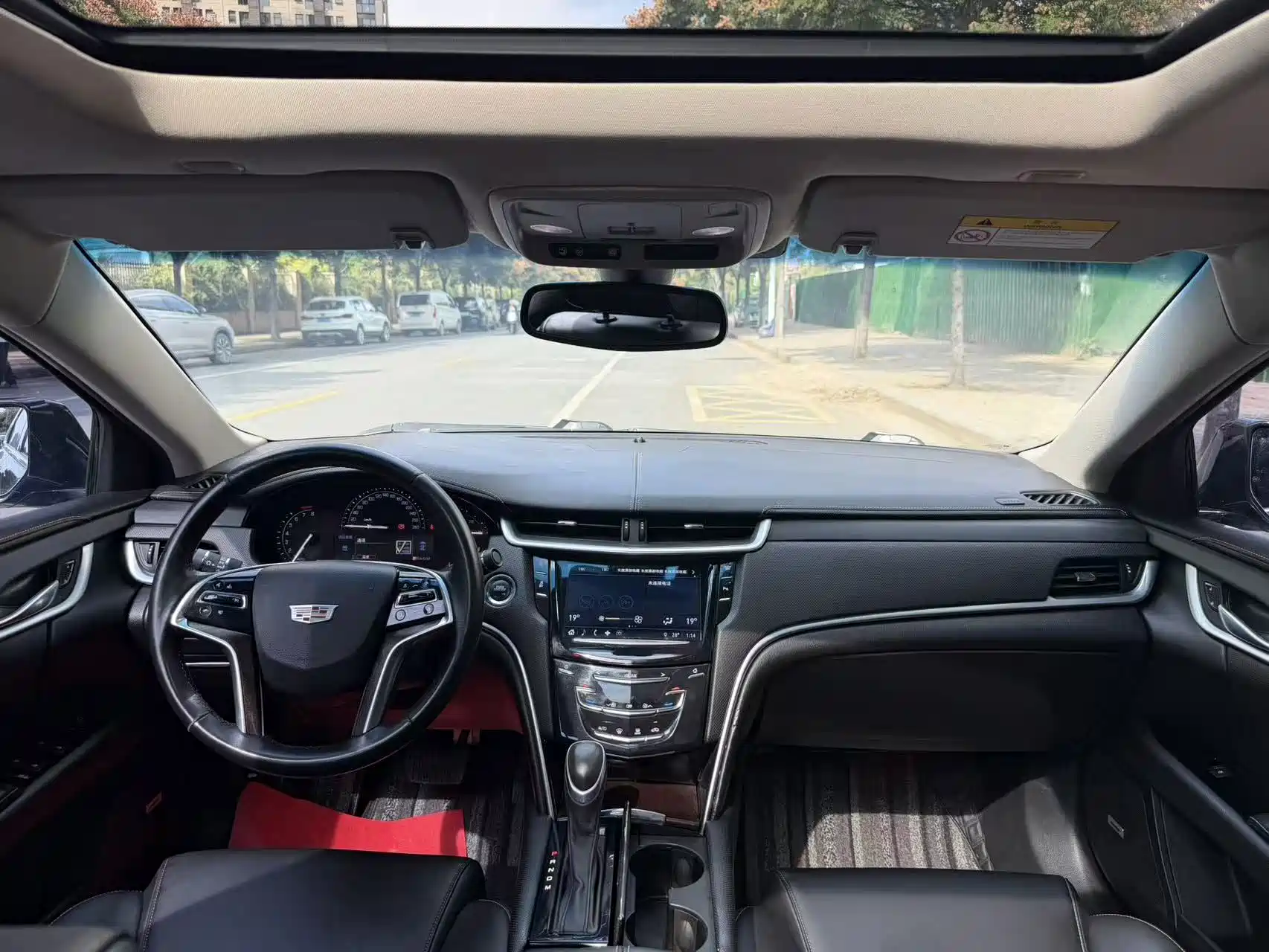 Photo 6 - Cadillac XTS