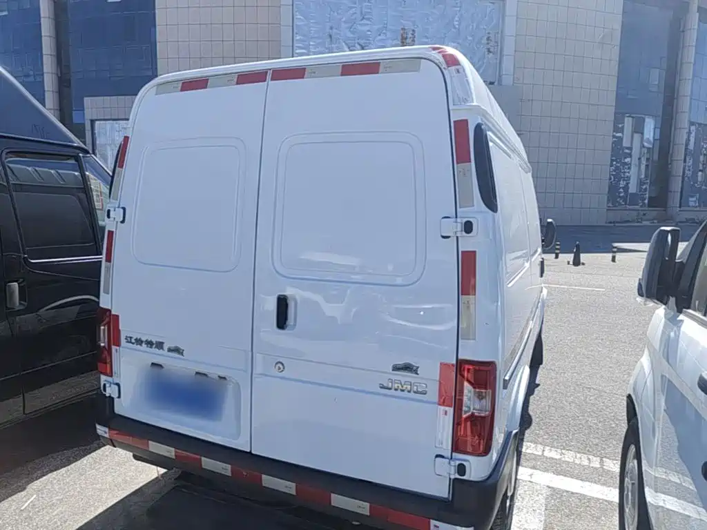 Jiangling Tesun 2021 2021 2.8T Space King Regular Short Wheelbase Medium-high Roof 3-seater Diesel China VI JX493