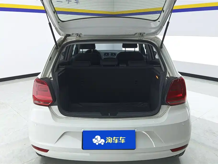 Volkswagen Polo 2018 1.5L Auto Safe Drive фото 4