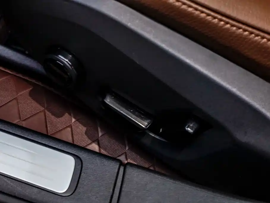 Volvo S90 2025 2024 B5 Momentum Luxury Edition