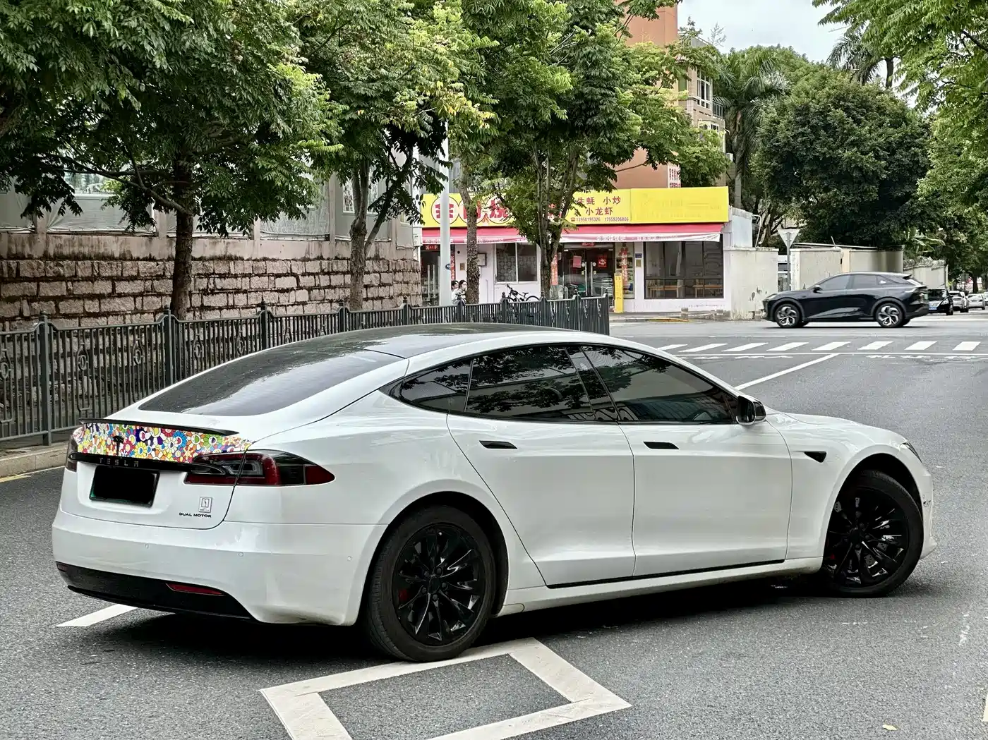 Tesla Model S 2020 2019 Long Range Version