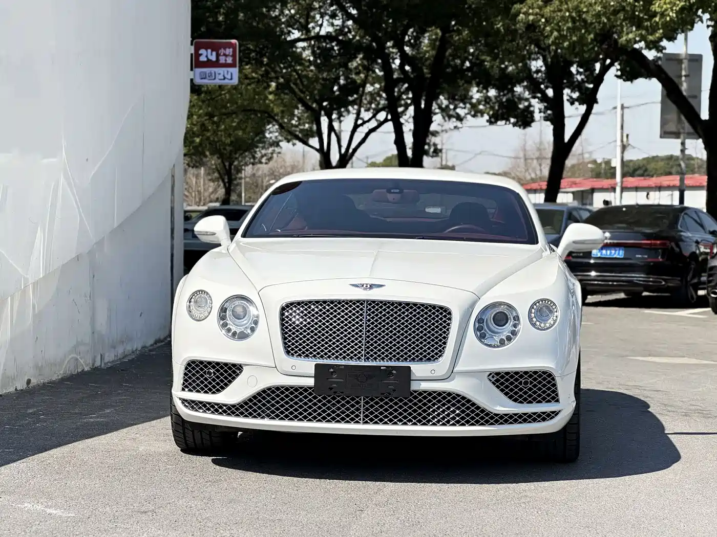 Bentley Continental 2017 4.0T GT V8 Standard фото 6