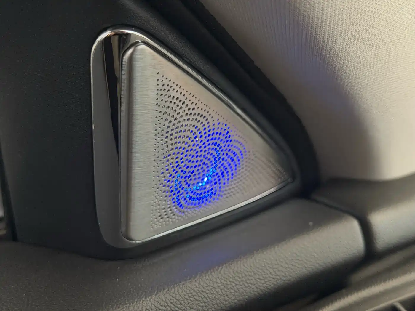 Buick Regal 2020 552T Elite фото 20