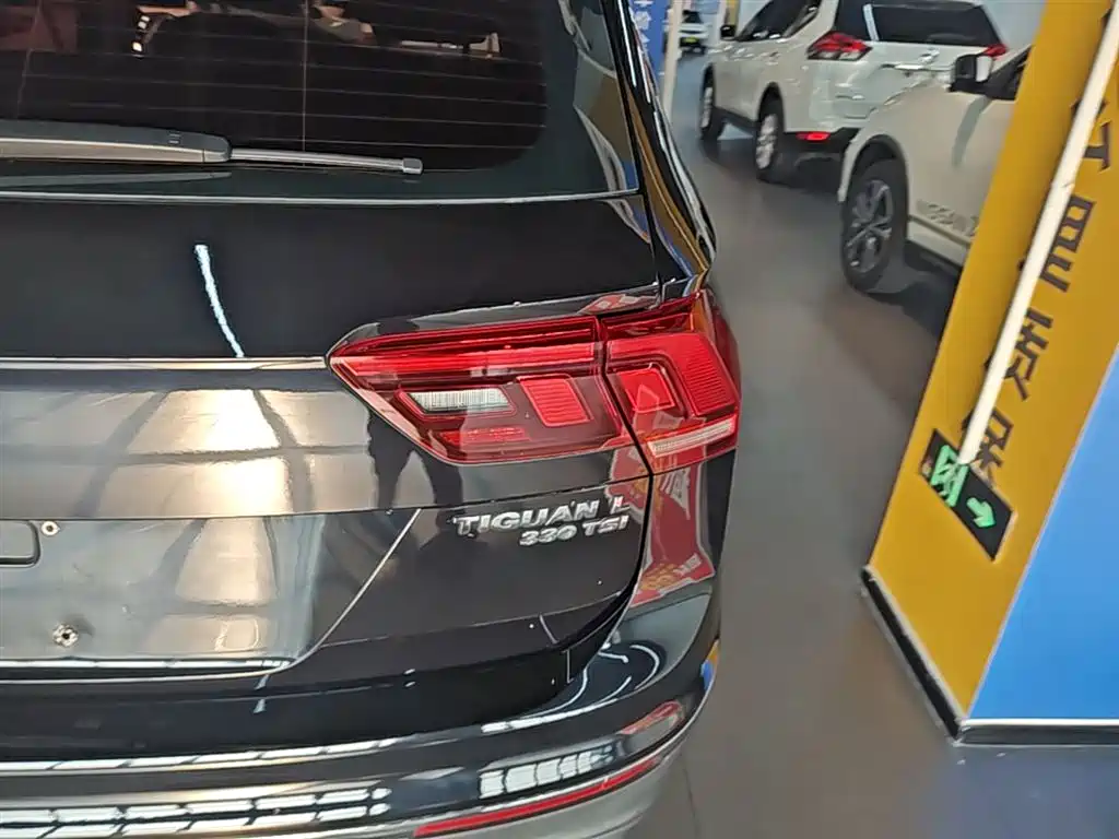 Volkswagen Tiguan L 2019 330TSI Auto 2WD Smart Luxury Edition China V фото 8