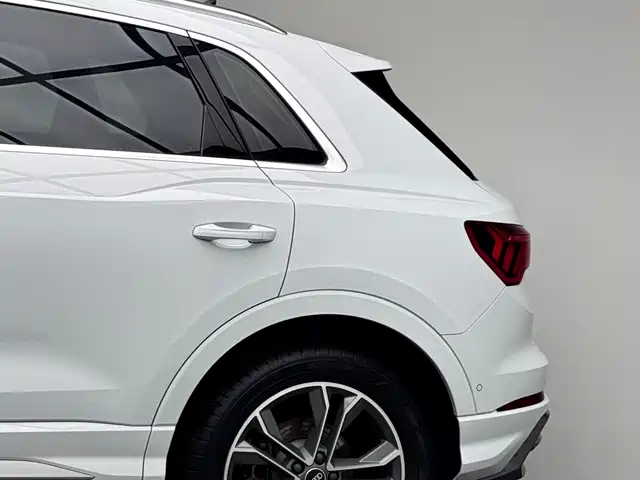 Audi Q3 2022 40 TFSI Fashion Dynamic — фото 4