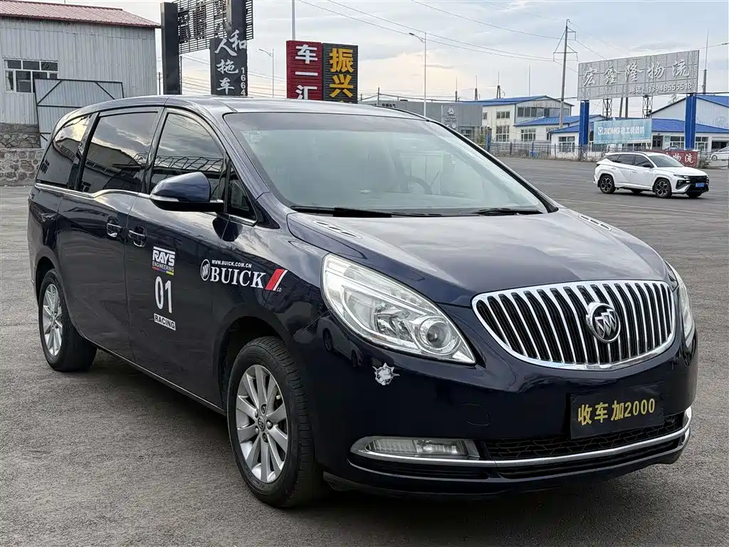 Buick GL8 2011 2.4L CT Luxury Business Comfort Edition фото 3