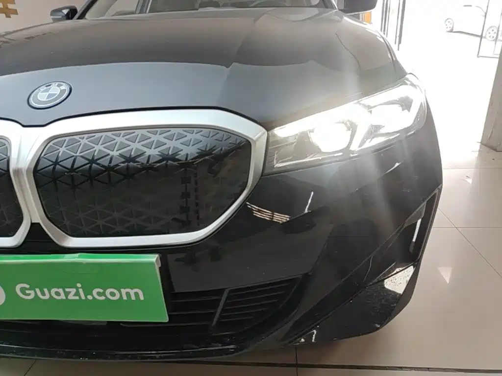 BMW i3 2025 2025 eDrive 35 L