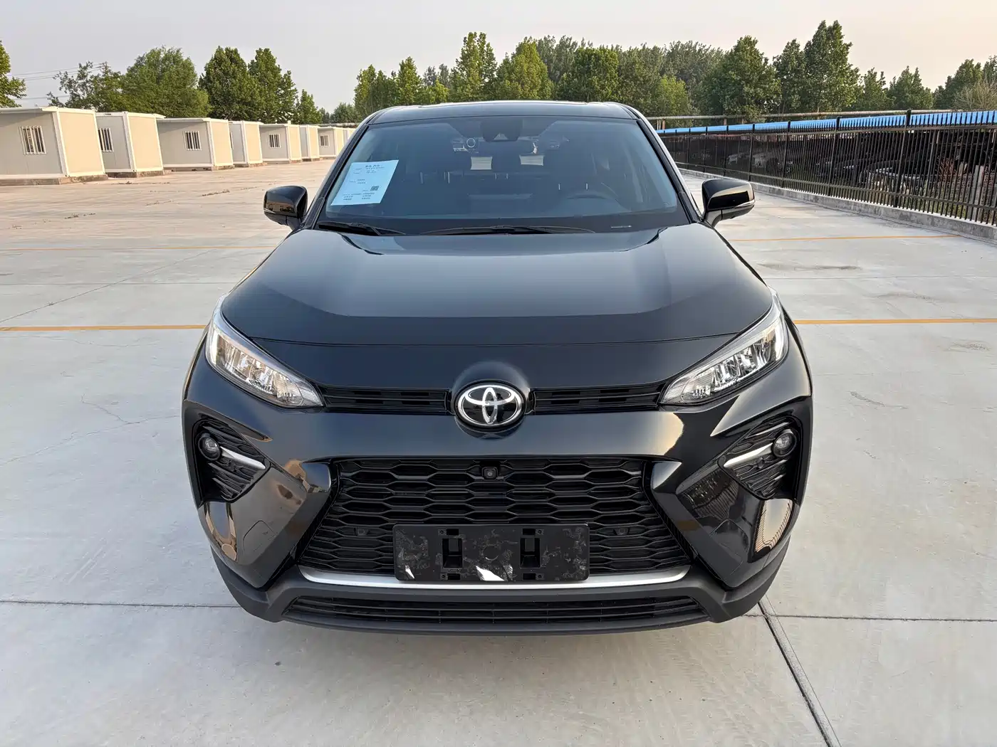 Toyota Wildlander 2022 2.0L CVT FWD Luxury PLUS Edition фото 2
