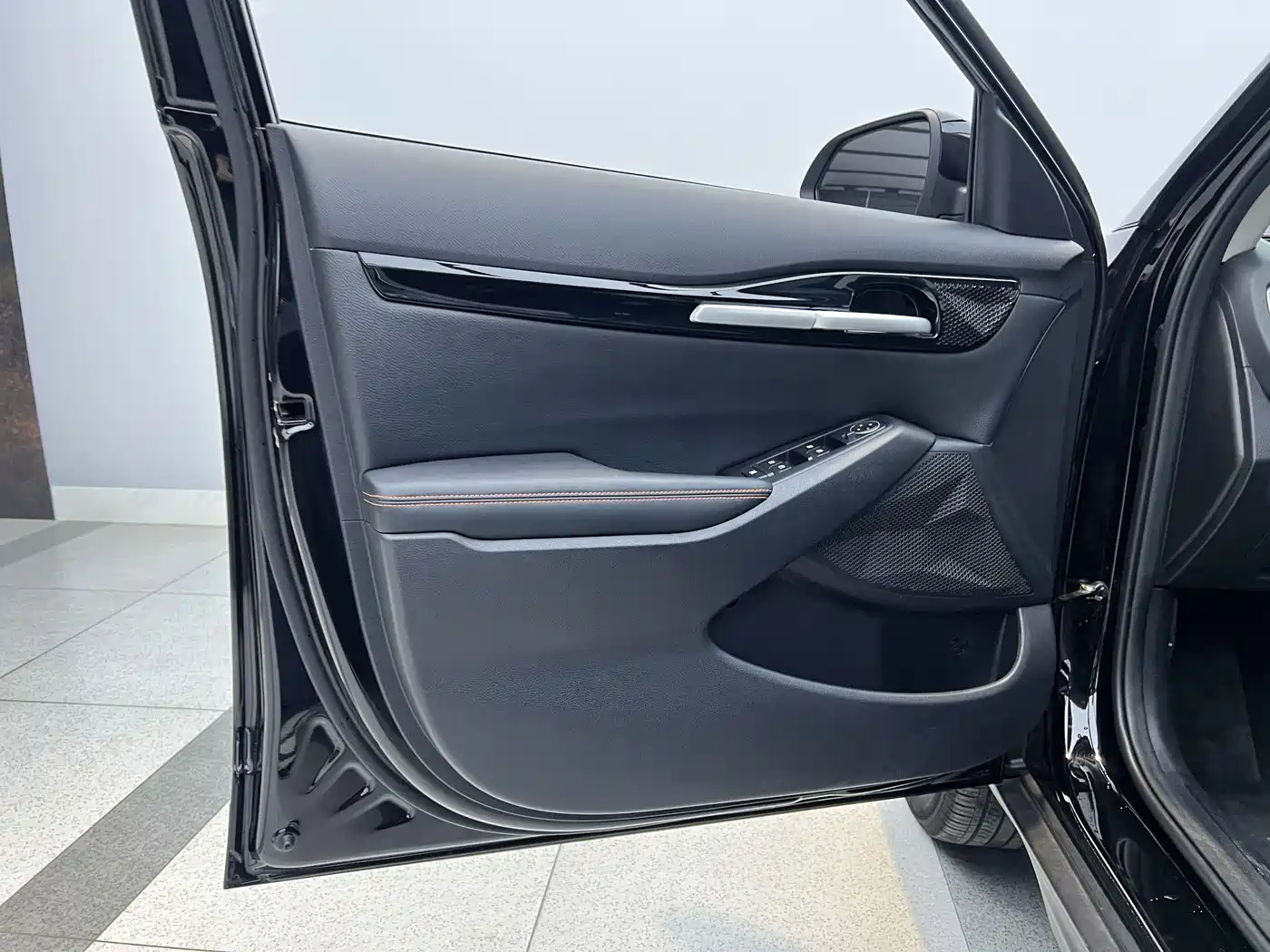 Kia Seltos 2023 1.5L CVT Luxury Edition фото 7