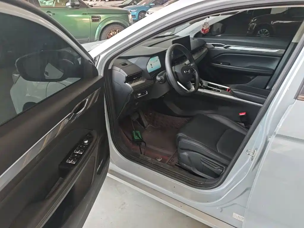 Geely Emgrand L HiP 2023 2022 1.5TD-DHT Pro 100KM Super Pure