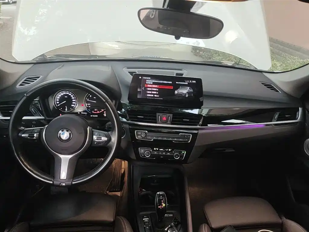 BMW X1 2022 sDrive25Li Leading фото 10