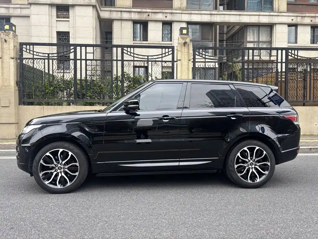 Фото 5 - Land Rover Range Rover Sport