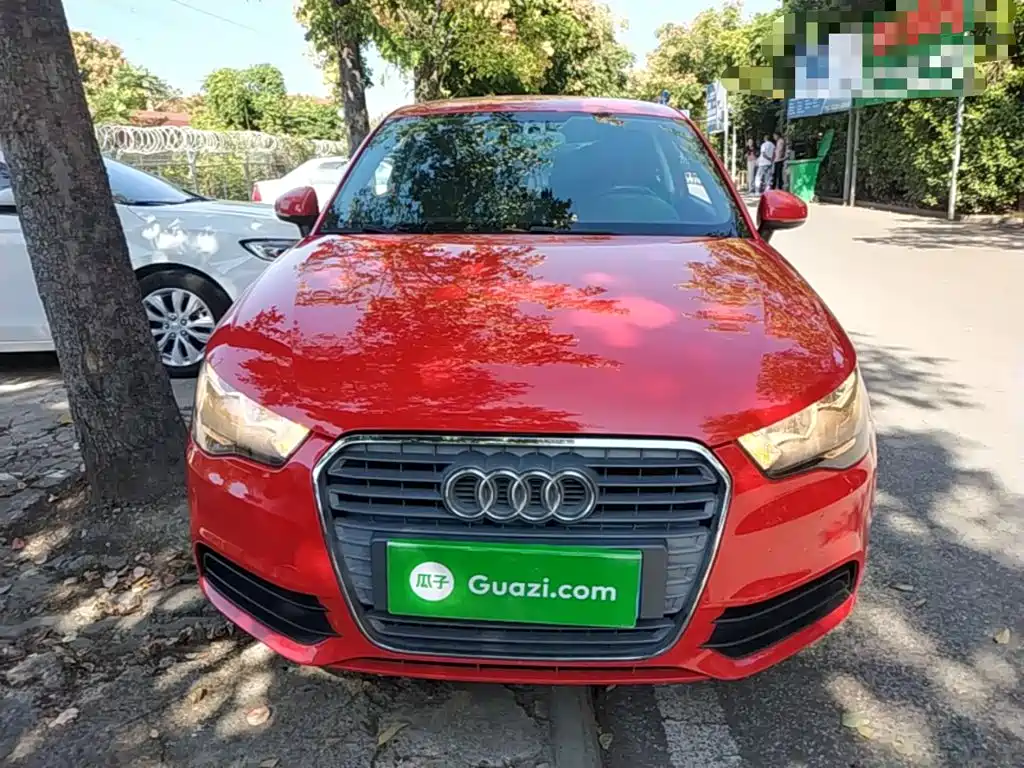 Photo 3 - Audi A1