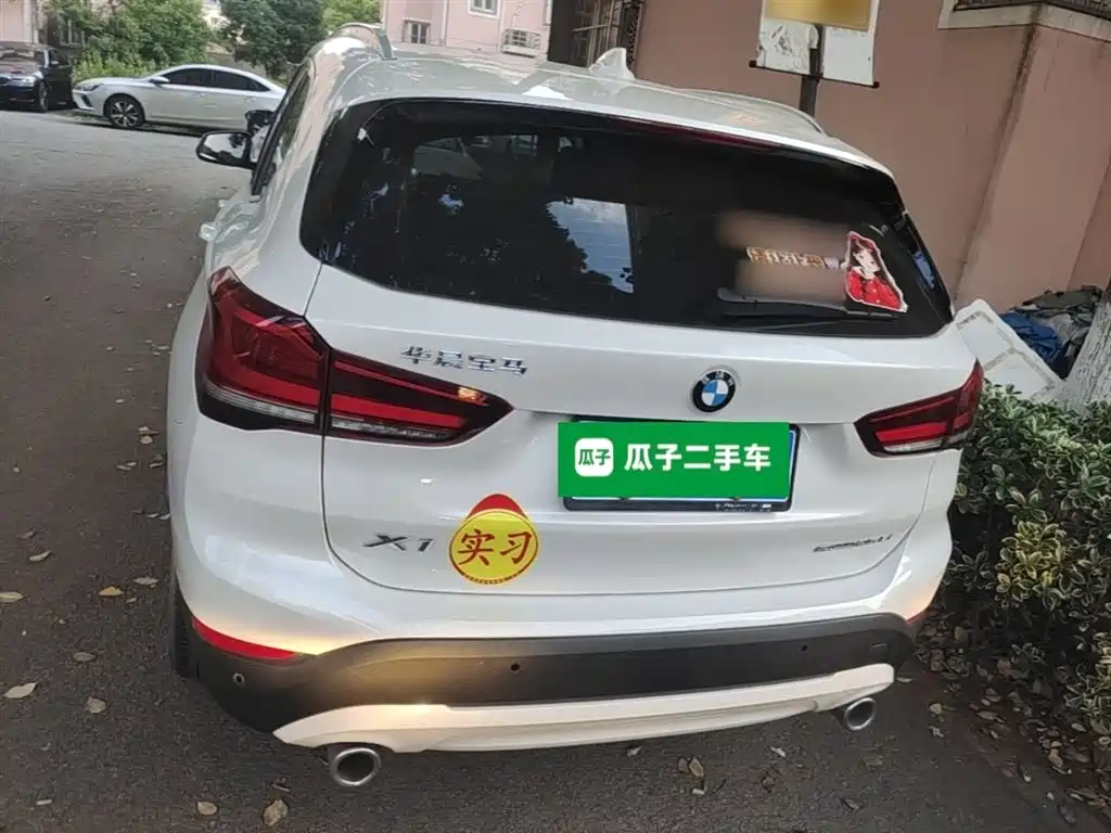 BMW X1 2022 sDrive25Li Leading фото 6