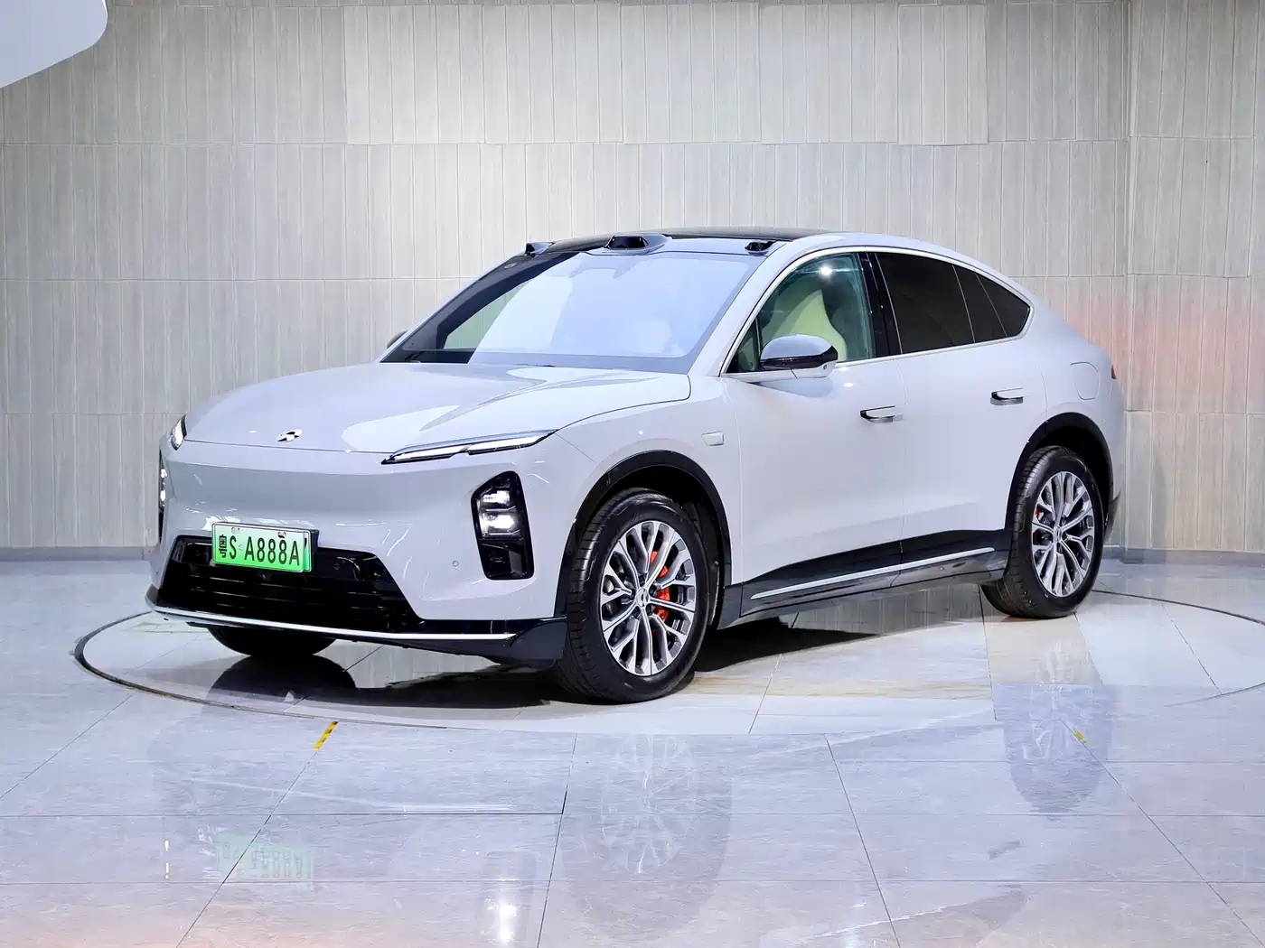 NIO NIO EC6