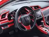 Фото 15 - Honda Civic