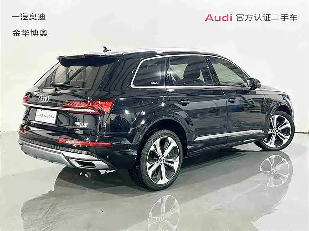 Audi Q7 2021 55 TFSI quattro S line Sport фото 4