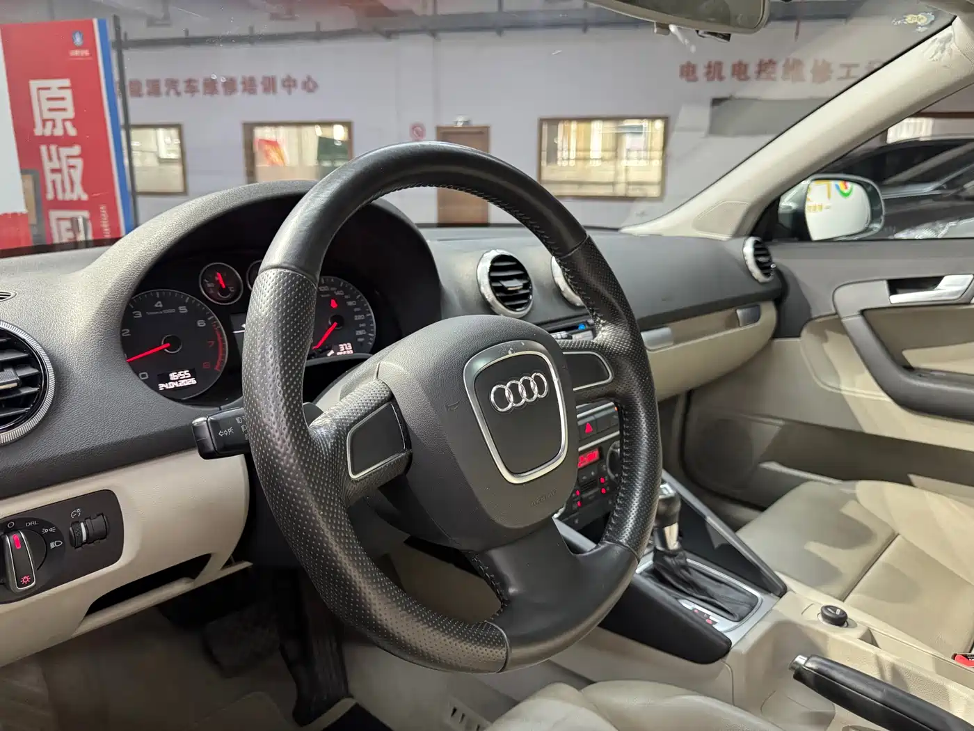 Audi A3 (Import) 2010 Sportback 1.8T Premium Model фото 14