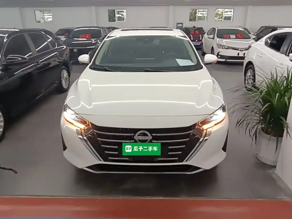 Фото 3 - Nissan Sylphy
