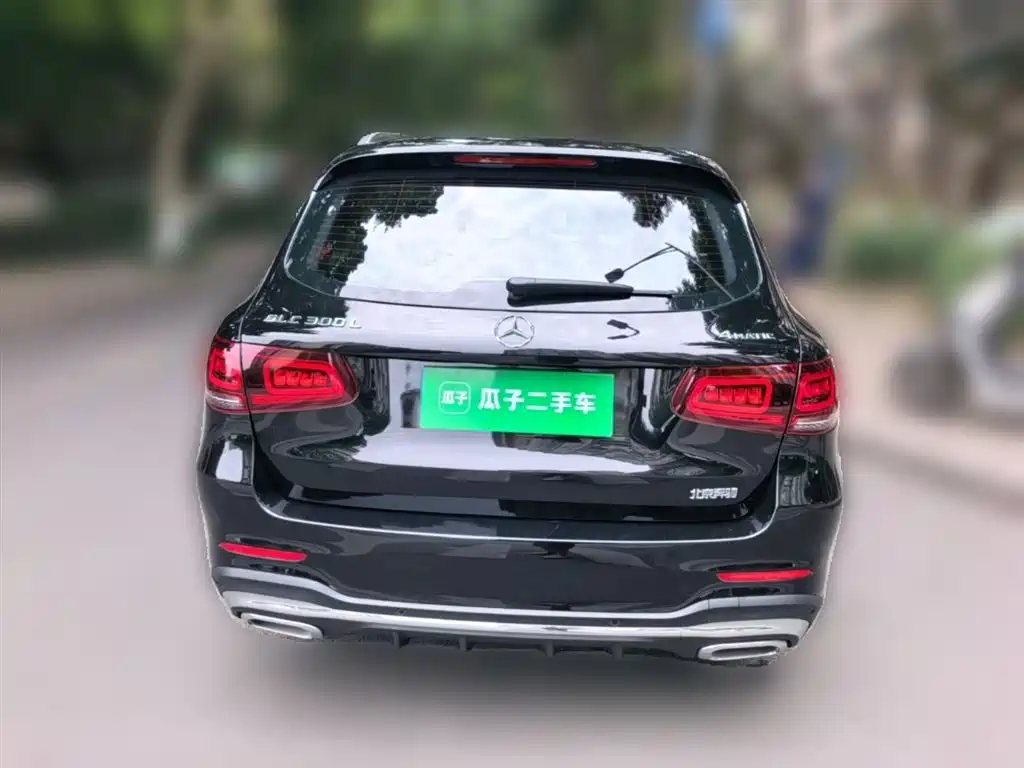 Mercedes-Benz GLC 2022 Facelift GLC 300 L 4MATIC Dynamic Collector's Edition фото 3