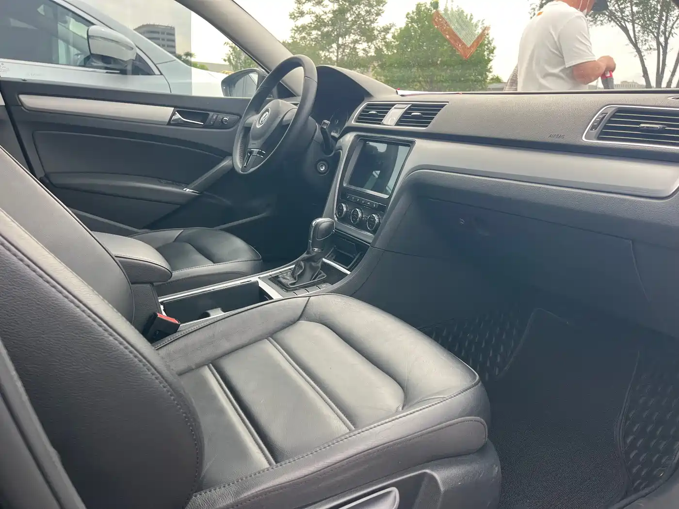 Volkswagen Passat 2013 1.8TSI DSG Zunrong фото 6