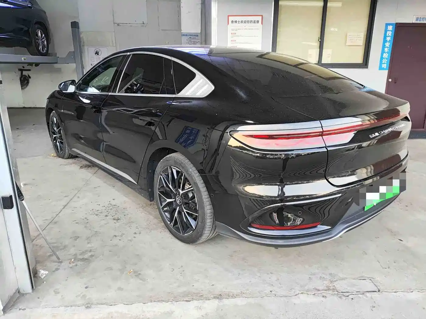 BYD Han 2022 EV Genesis Edition 610KM AWD Premium фото 8