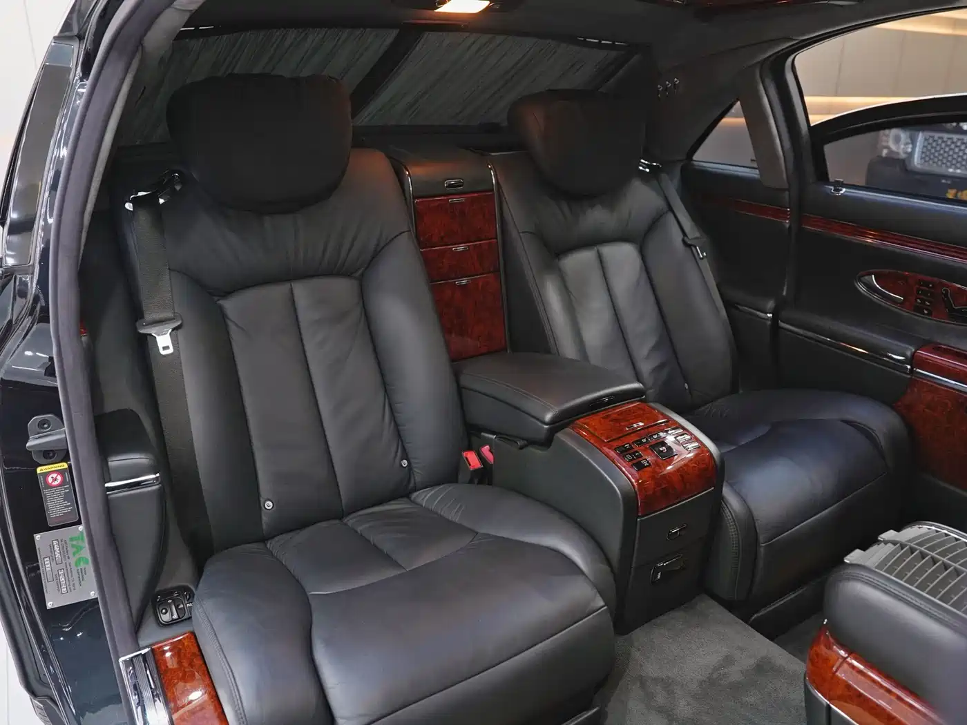 Maybach Maybach 2011 2005 Model 5.5T 62